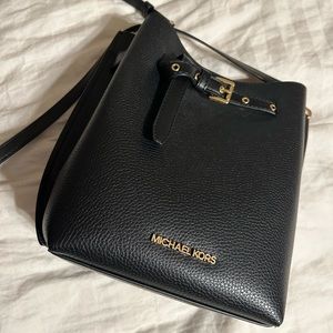 Michael Kors Black bucket purse